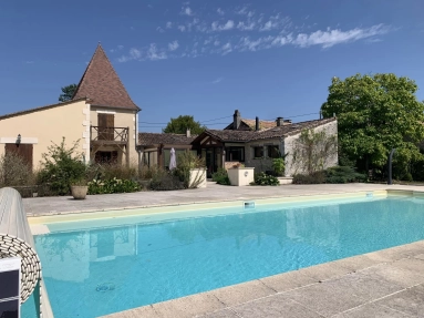 14 Bedroom(s) - 7 Bathroom(s) - 10,874m² land for sale in Dordogne, Aquitaine, France - FrenchPropertyPortal.com Stone house with 3 Gîtes for sale for 499,500€ in Dordogne, Aquitaine