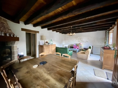 Charming 2-bedroom house nestled in an idyllic hamlet of Blond for sale for 88,000&euro; in Haute-Vienne, Limousin