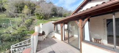 Spacious Home with Breathtaking Views over the River Lot and Fumel for sale for 165,000&euro; in Lot-et-Garonne, Aquitaine