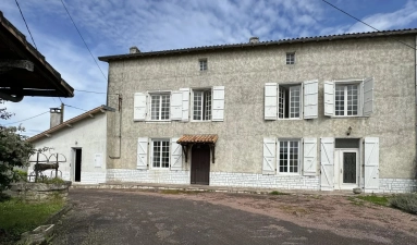 5 Bedroom(s) - 3 Bathroom(s) - 5,998m² land for sale in Charente, Poitou-Charentes, France - FrenchPropertyPortal.com Spacious old farm house close to the village of Villefagnan for sale for 205,200€ in Charente, Poitou-Charentes