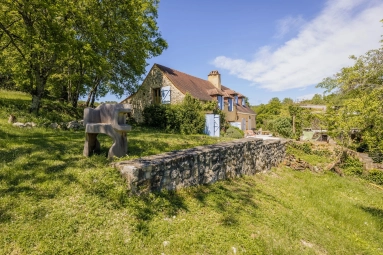 Charming Périgord Stone Cottage with Pool and Countryside Views - Saint-Pompon, Dordogne for sale for 340,000&euro; in Dordogne, Aquitaine
