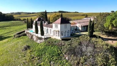 Luxury Country Estate with Pool & Guest Houses for sale for 1,250,000&euro; in Gironde, Aquitaine