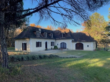 4 Bedroom(s) - 3 Bathroom(s) - 19,222m² land for sale in Dordogne, Aquitaine, France - FrenchPropertyPortal.com Architect-designed 4-bed detached house for sale for 365,000€ in Dordogne, Aquitaine