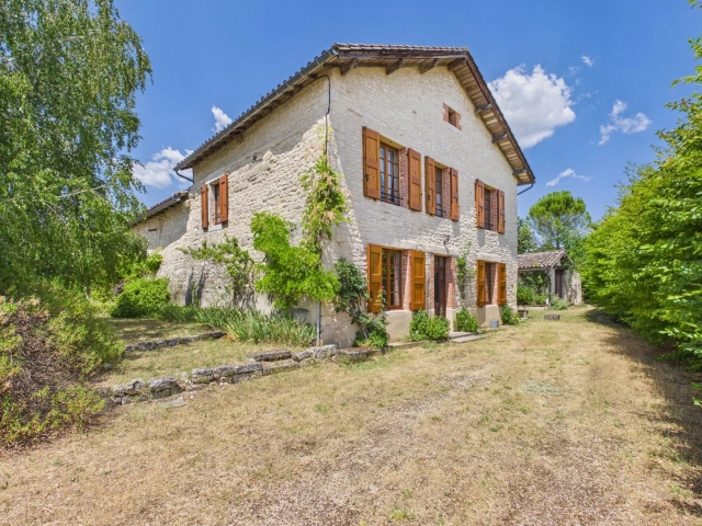 Two Beautiful Homes in One – Character Property Near Cordes-sur-Ciel for sale for 460,000&euro; in Tarn, Midi-Pyrénées