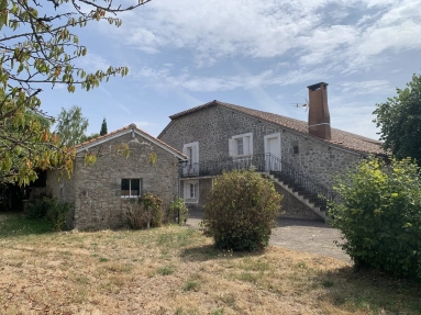 Character Hamlet Home with Land, Stables & Scope to Add a Pool for sale for 172,800&euro; in Dordogne, Aquitaine