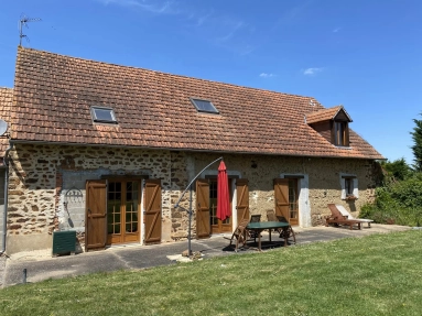 Large detached house with large garden for sale for 183,600&euro; in Indre, Centre