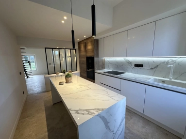 Beautiful apartment with garden for sale for 499,000&euro; in Bouches-du-Rhône, Provence-Alpes-Côte-d'Azur