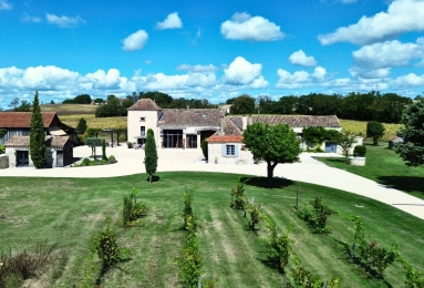 Beautifully Restored Farmhouse with Flexible Accommodation, pool  and Outbuildings for sale for 1,400,000&euro; in Dordogne, Aquitaine
