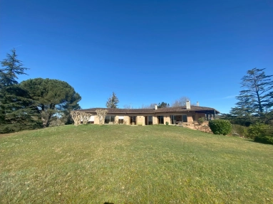 Luxury countryside retreat in Southwest France for sale for 890,000&euro; in Gers, Midi-Pyrénées
