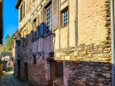 Historic Conques House with Garden and Abbey Views for sale for 350,000&euro; in Aveyron, Midi-Pyrénées