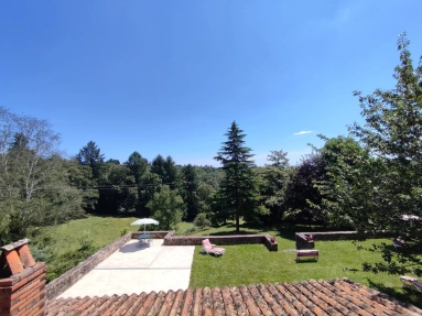 6 Bedroom(s) - 2 Bathroom(s) - 5,137m² land for sale in Dordogne, Aquitaine, France - FrenchPropertyPortal.com Character property with views over nature for sale for 278,200€ in Dordogne, Aquitaine