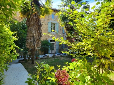 4 Bedroom(s) - 4 Bathroom(s) - 3,005m² land for sale in Dordogne, Aquitaine, France - FrenchPropertyPortal.com Gorgeous Mansion for sale for 720,800€ in Dordogne, Aquitaine