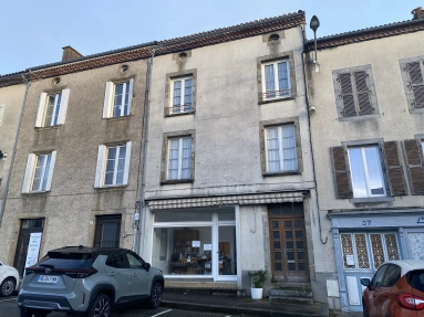 3 Bedroom(s) - 110m² land for sale in Haute-Vienne, Limousin, France - FrenchPropertyPortal.com House to be finished renovating in the heart of Le Dorat for sale for 66,000€ in Haute-Vienne, Limousin