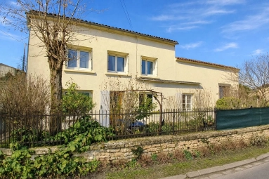 Fabulous stone house with huge potential for sale for 169,950&euro; in Charente, Poitou-Charentes