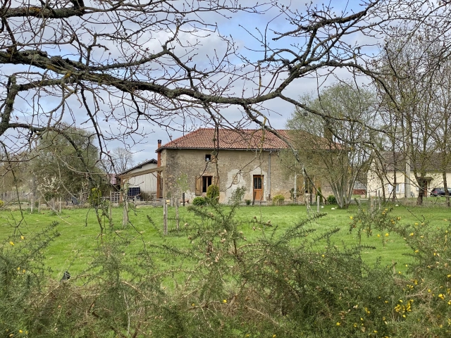 3 Bedroom(s) - 2 Bathroom(s) - 96,782m² land for sale in Haute-Vienne, Limousin, France - FrenchPropertyPortal.com Characterful Renovated Farmhouse with Large Barn, Outbuildings, Pond and Over 9.6 Hectares of Land for sale for 254,660€ in Haute-Vienne, Limousin