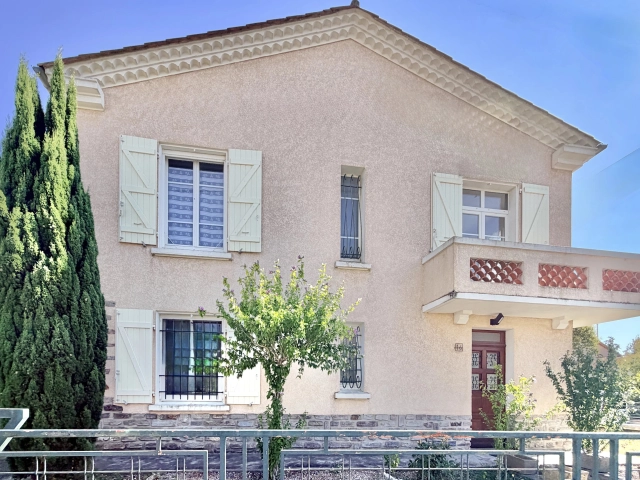 Excellent Value -  Spacious, bright and immaculate! for sale for 253,000&euro; in Aude, Languedoc-Roussillon