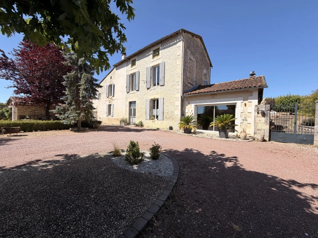 Spacious Character Home with Courtyard Oasis in the Heart of Verteuil-sur-Charente for sale for 318,000&euro; in Charente, Poitou-Charentes