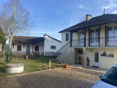 5 Bedroom(s) - 3 Bathroom(s) - 10,480m² land for sale in Dordogne, Aquitaine, France - FrenchPropertyPortal.com 3 Bedroom house with 2 bedroom gite and country side views. for sale for 267,500€ in Dordogne, Aquitaine