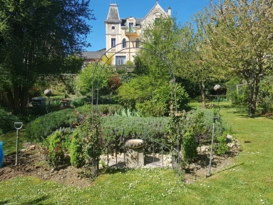 6 Bedroom(s) - 2 Bathroom(s) - 1,251m² land for sale in Dordogne, Aquitaine, France - FrenchPropertyPortal.com Elegant 19th-Century Home near Bergerac for sale for 501,125€ in Dordogne, Aquitaine
