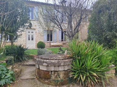 Magnificent 18th Century Property with Equestrian Facilities for sale for 477,000&euro; in Gironde, Aquitaine