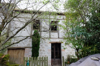 Stone house of character near Villeneuve Sur Lot for sale for 158,050&euro; in Lot-et-Garonne, Aquitaine