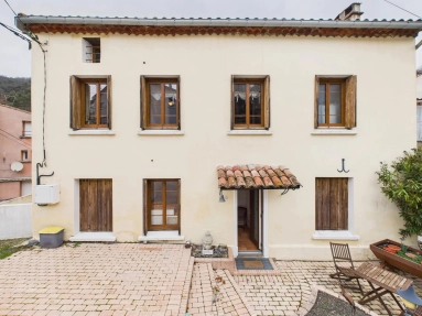 Stone, architecturally beautiful home for sale for 269,950&euro; in Aude, Languedoc-Roussillon