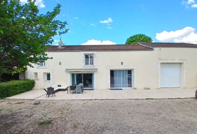 Spacious 4-Bedroom Home with Modern Comforts for sale for 267,500&euro; in Charente, Poitou-Charentes
