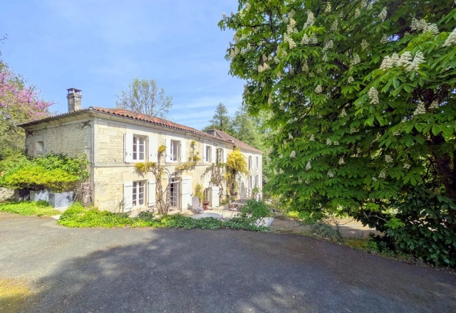 Paradise! 7 bed former mill with natural swimming pool close to Cognac. for sale for 742,000&euro; in Charente, Poitou-Charentes