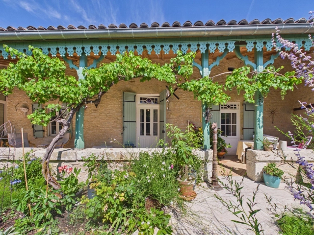 6 Bedroom(s) - 6 Bathroom(s) - 10,465m² land for sale in Lot-et-Garonne, Aquitaine, France - FrenchPropertyPortal.com Charming Farmhouse with Guest House, Barn, Swimming Pool and Panoramic Countryside Views for sale for 583,000€ in Lot-et-Garonne, Aquitaine