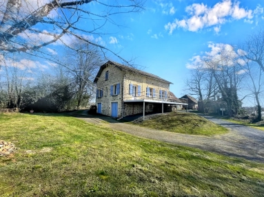 3 Bedroom(s) - 2 Bathroom(s) - 48,307m² land for sale in Dordogne, Aquitaine, France - FrenchPropertyPortal.com Beautiful rural home with outbuildings and land for sale for 399,000€ in Dordogne, Aquitaine