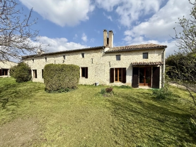 Two charming stone properties for sale for 344,500&euro; in Dordogne, Aquitaine