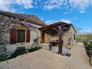 2 Bedroom(s) - 1 Bathroom(s) - 718m² land for sale in Lot-et-Garonne, Aquitaine, France - FrenchPropertyPortal.com Gorgeous stone house in a peaceful hamlet near Villeréal for sale for 215,000€ in Lot-et-Garonne, Aquitaine