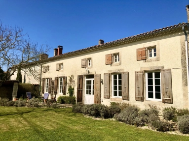 Charming Stone Built Country House for sale for 230,050&euro; in Charente-Maritime, Poitou-Charentes