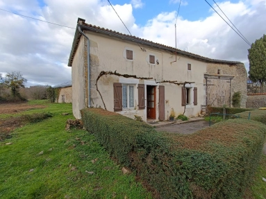 1 Bedroom(s) - 1 Bathroom(s) - 1,918m² land for sale in Charente, Poitou-Charentes, France - FrenchPropertyPortal.com Farmhouse to renovate for sale for 77,000€ in Charente, Poitou-Charentes