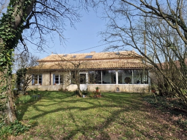 Character Farmhouse with Lake, Land and Limitless Potential for sale for 455,800&euro; in Lot-et-Garonne, Aquitaine