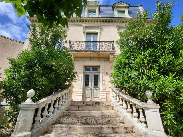 Charming 19th-century manor house in Marseillette, near the  Canal du Midi for sale for 450,000&euro; in Aude, Languedoc-Roussillon