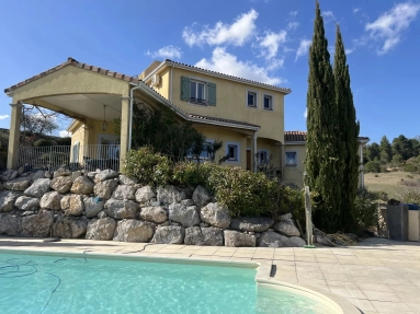 LIMOUX- Luxury 5-Bedroom Home with Breathtaking Views Close to Ammenities for sale for 625,000&euro; in Aude, Languedoc-Roussillon