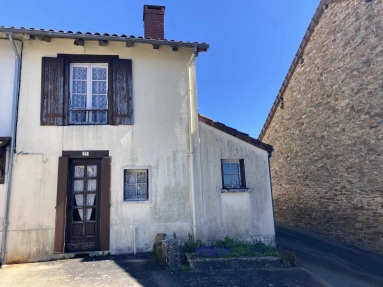 Charming village house, ready for some updates, located within walking distance of amenities for sale for 49,000&euro; in Dordogne, Aquitaine