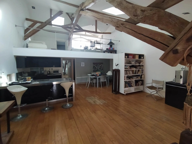 1 Bedroom(s) - 1 Bathroom(s) - 149m² land for sale in Dordogne, Aquitaine, France - FrenchPropertyPortal.com Spacious duplex apartment for sale for 99,000€ in Dordogne, Aquitaine