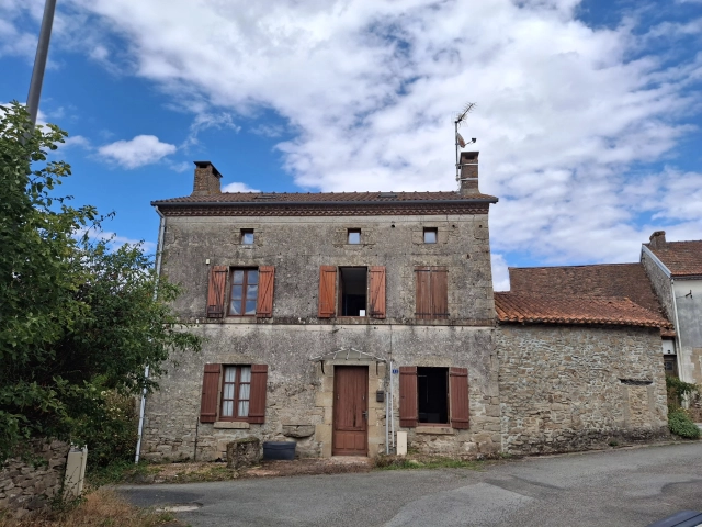 Charming Character Stone House with Garden in a Peaceful Hamlet for sale for 85,000&euro; in Haute-Vienne, Limousin