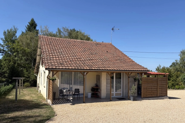 Charming house with Spacious Garden in Piégut-Pluviers for sale for 189,000&euro; in Dordogne, Aquitaine