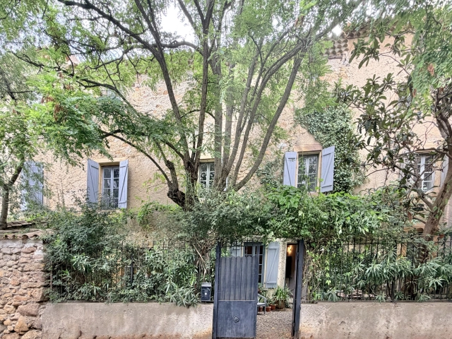 Authentic Stone House divided in 3 Independent Cottages in heart of Languedoc wine region for sale for 231,000&euro; in Aude, Languedoc-Roussillon
