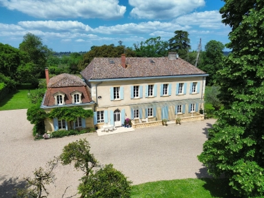 Timeless Elegance Near Bergerac – An Exceptional Country Manor Awaits for sale for 1,250,000&euro; in Dordogne, Aquitaine