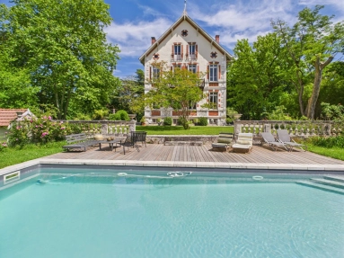 6 Bedroom(s) - 5 Bathroom(s) - 25,820m² land for sale in Lot-et-Garonne, Aquitaine, France - FrenchPropertyPortal.com Elegant Period property from 1882 with swimming pool and equestrian facilities. for sale for 749,000€ in Lot-et-Garonne, Aquitaine