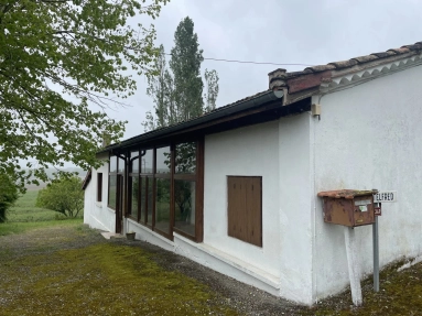 Farmhouse to renovate with outbuildings for sale for 170,600&euro; in Lot-et-Garonne, Aquitaine
