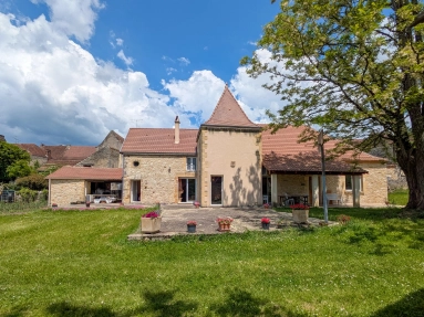 A large family house in a charming Bouriane village. for sale for 402,150&euro; in Lot, Midi-Pyrénées