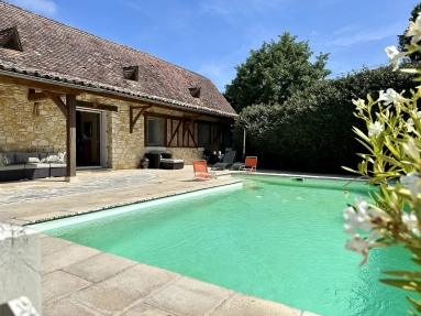 6 Bedroom(s) - 4 Bathroom(s) - 31,000m² land for sale in Dordogne, Aquitaine, France - FrenchPropertyPortal.com Charming Stone Property with Guest House, Lake and Panoramic Views for sale for 543,000€ in Dordogne, Aquitaine