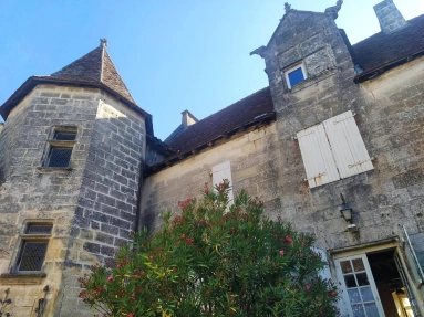 Historic village property with commerce for sale for 349,800&euro; in Dordogne, Aquitaine