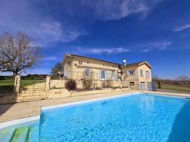 4 Bedroom(s) - 2 Bathroom(s) - 6,000m² land for sale in Lot-et-Garonne, Aquitaine, France - FrenchPropertyPortal.com Charming Countryside Home with Pool for sale for 403,860€ in Lot-et-Garonne, Aquitaine