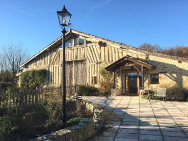 Beautiful house and barn conversion with 24 hectares land and views for sale for 695,000&euro; in Lot-et-Garonne, Aquitaine